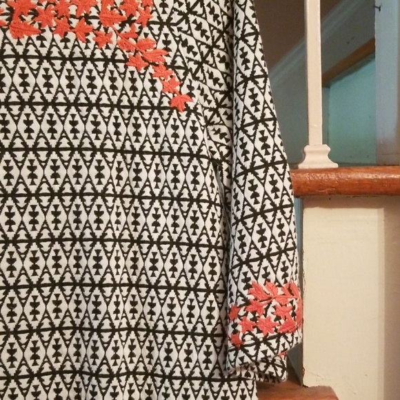 EMBROIDERED WOMEN DRESS - Picture 3 of 4